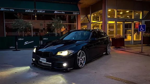 BMW 520D 2011 photo 2