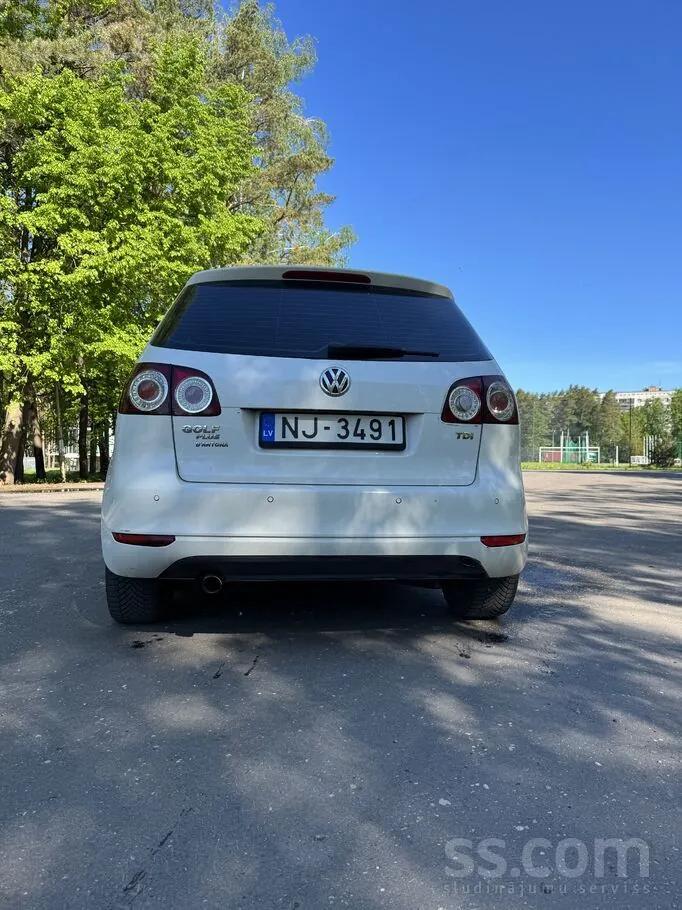 Volkswagen Golf Plus 2010 photo 4