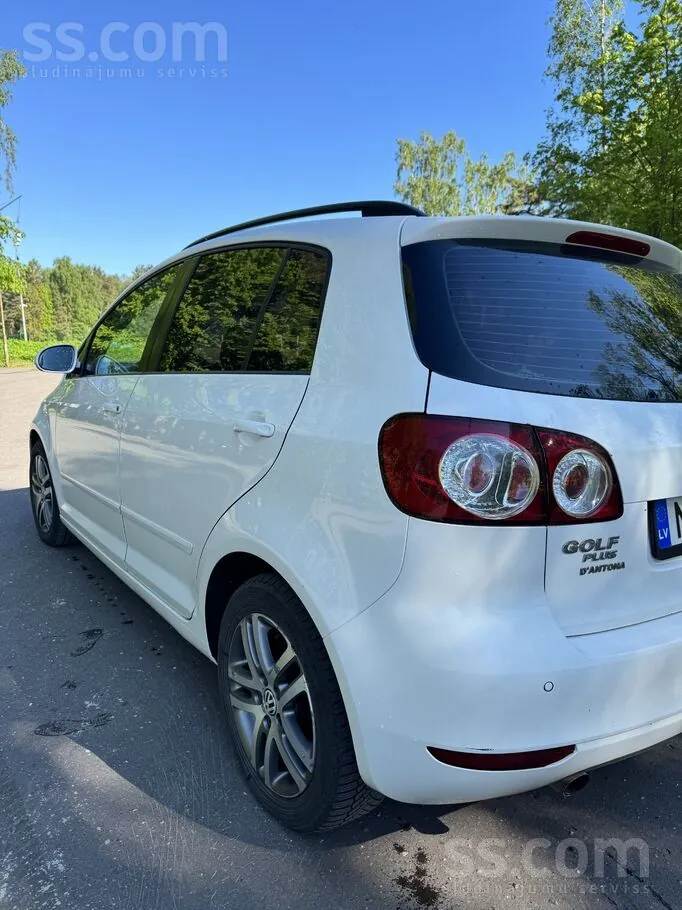 Volkswagen Golf Plus 2010 photo 3