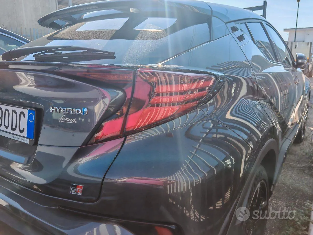 Toyota C-Hr 2023 photo 3