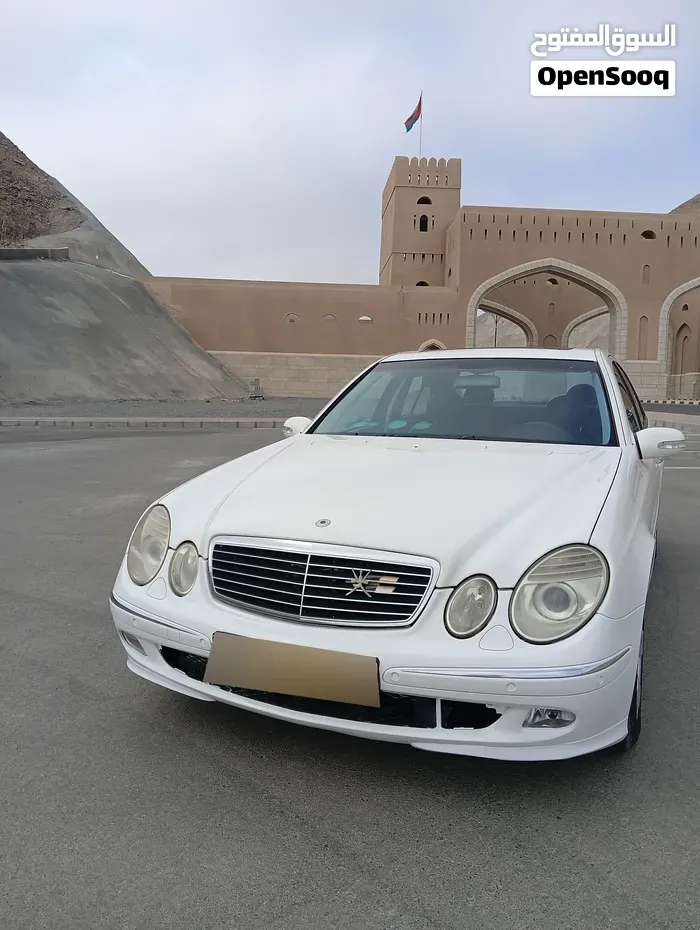Mercedes-Benz E-Class 2004 photo 5