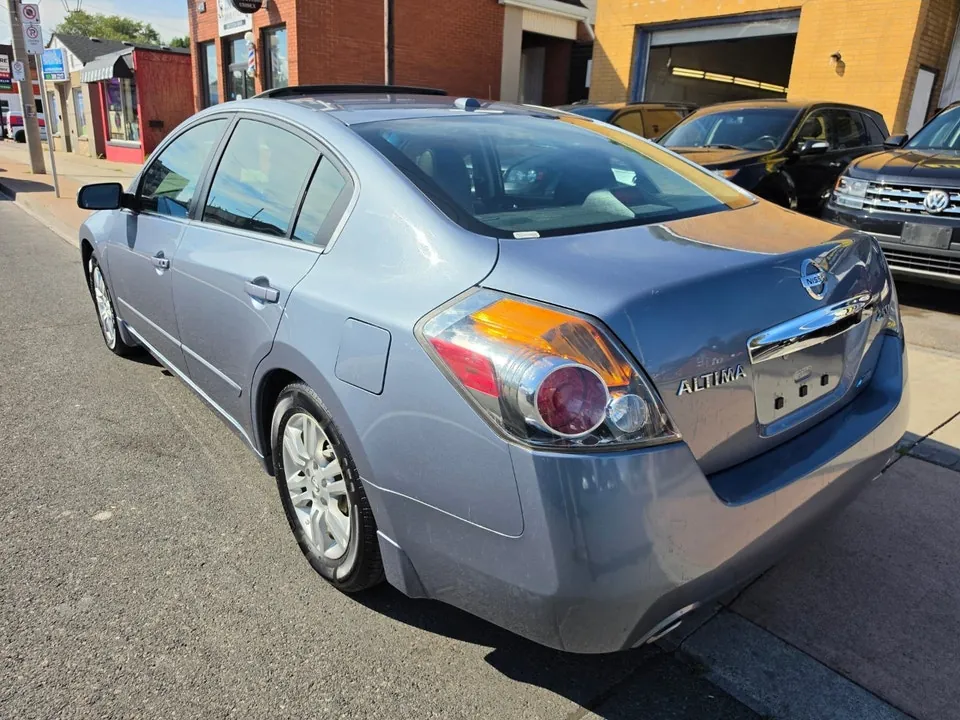 Nissan Altima 2012 photo 5