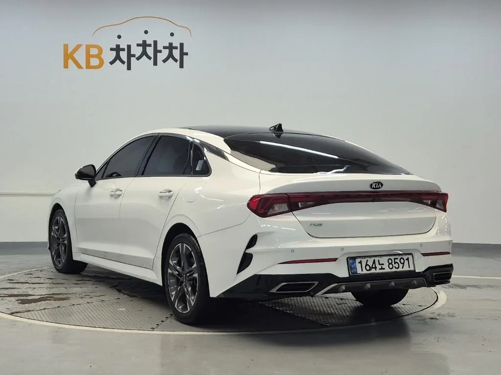 Kia K5 2021 photo 2