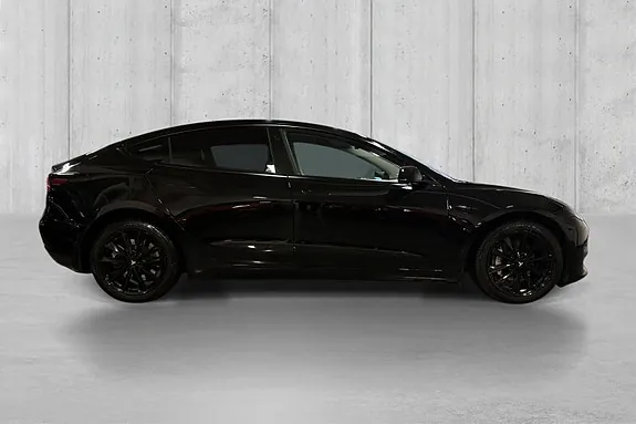 Tesla Model 3 2022 photo 4