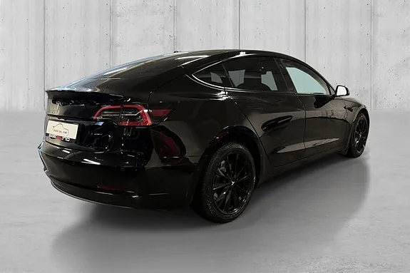 Tesla Model 3 2022 photo 5