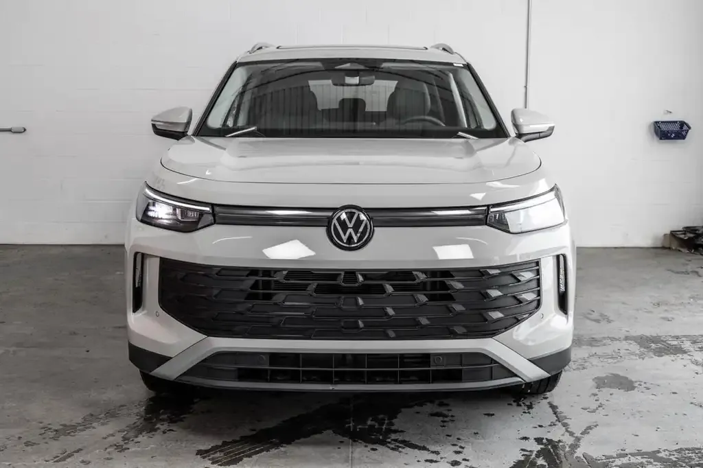 Volkswagen Tiguan 2025 photo 4