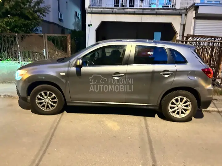 Mitsubishi Asx 2011 photo 5