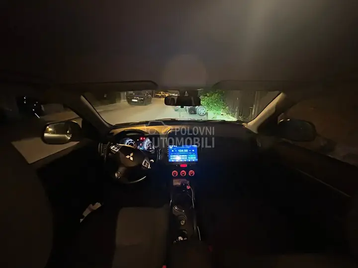 Mitsubishi Asx 2011 photo 3
