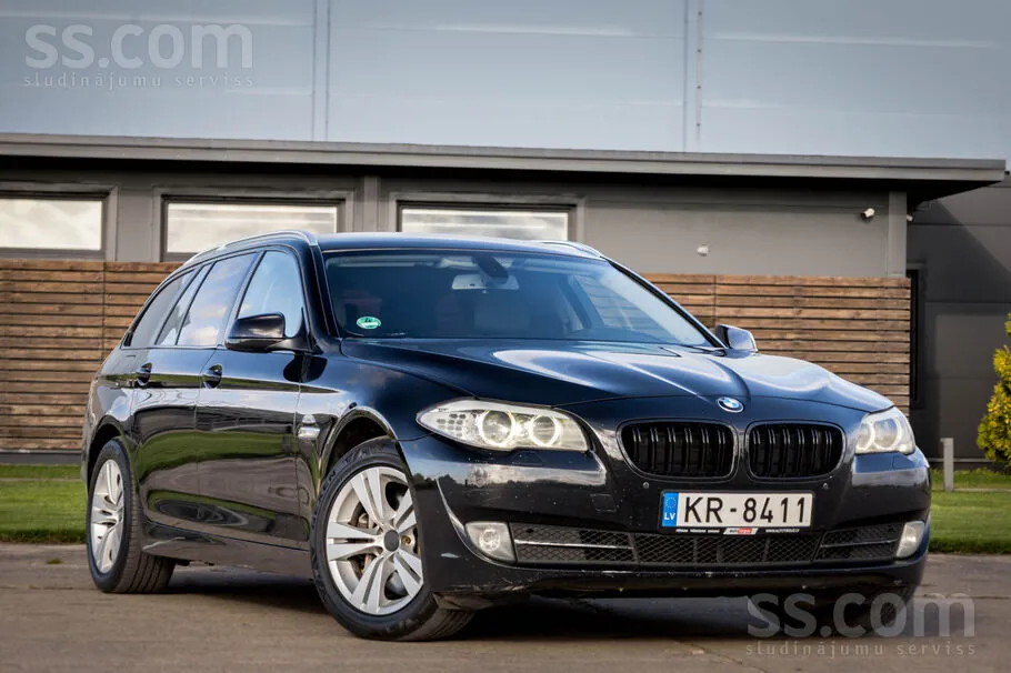 BMW 525 2011 photo 2
