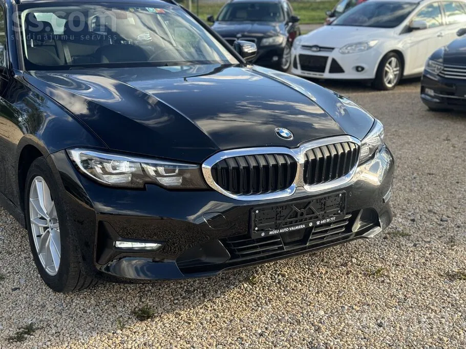 BMW 320D Touring 2019 photo 4
