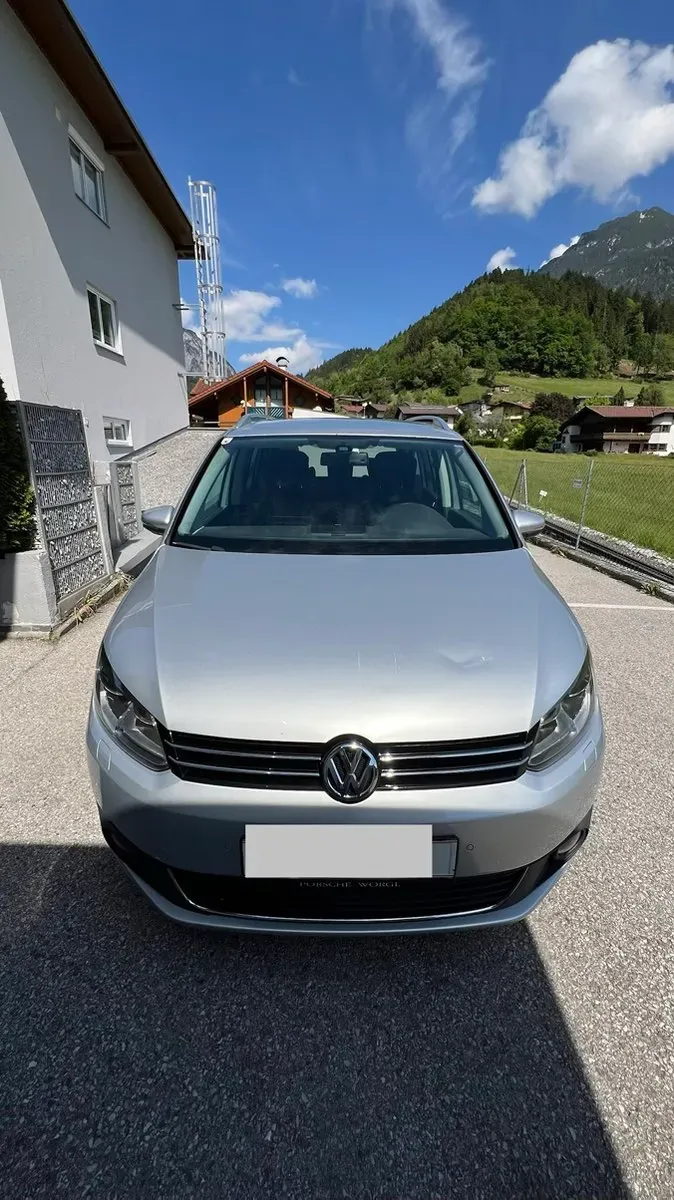 Volkswagen Touran 2014 photo 3