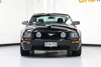 Ford Mustang 2005 photo 3