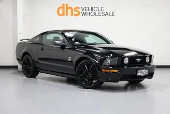Ford Mustang 2005 photo 2
