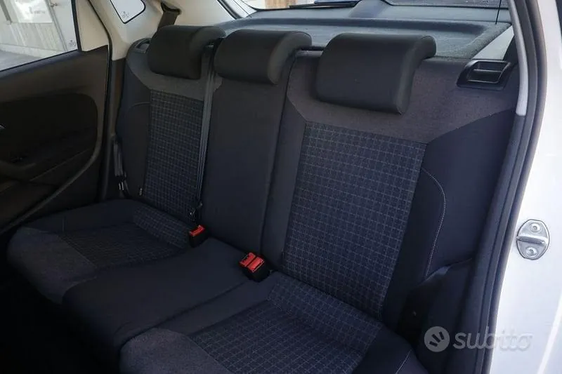 Volkswagen Polo 2017 photo 3