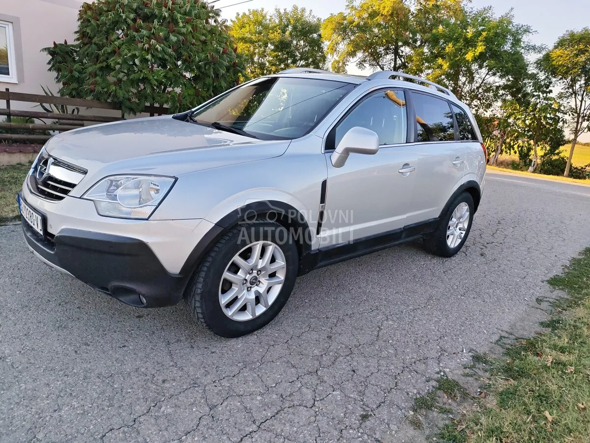 Opel Antara 2010 photo 2