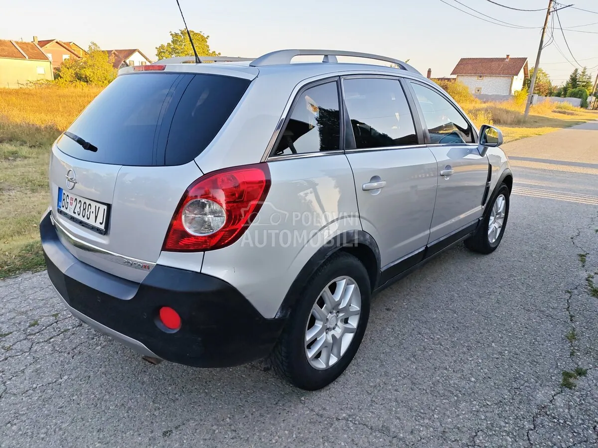 Opel Antara 2010 photo 5