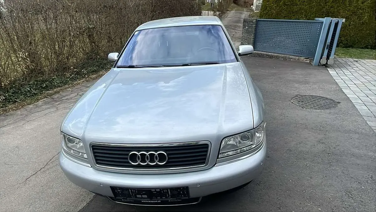 Audi A8 2001 photo 3