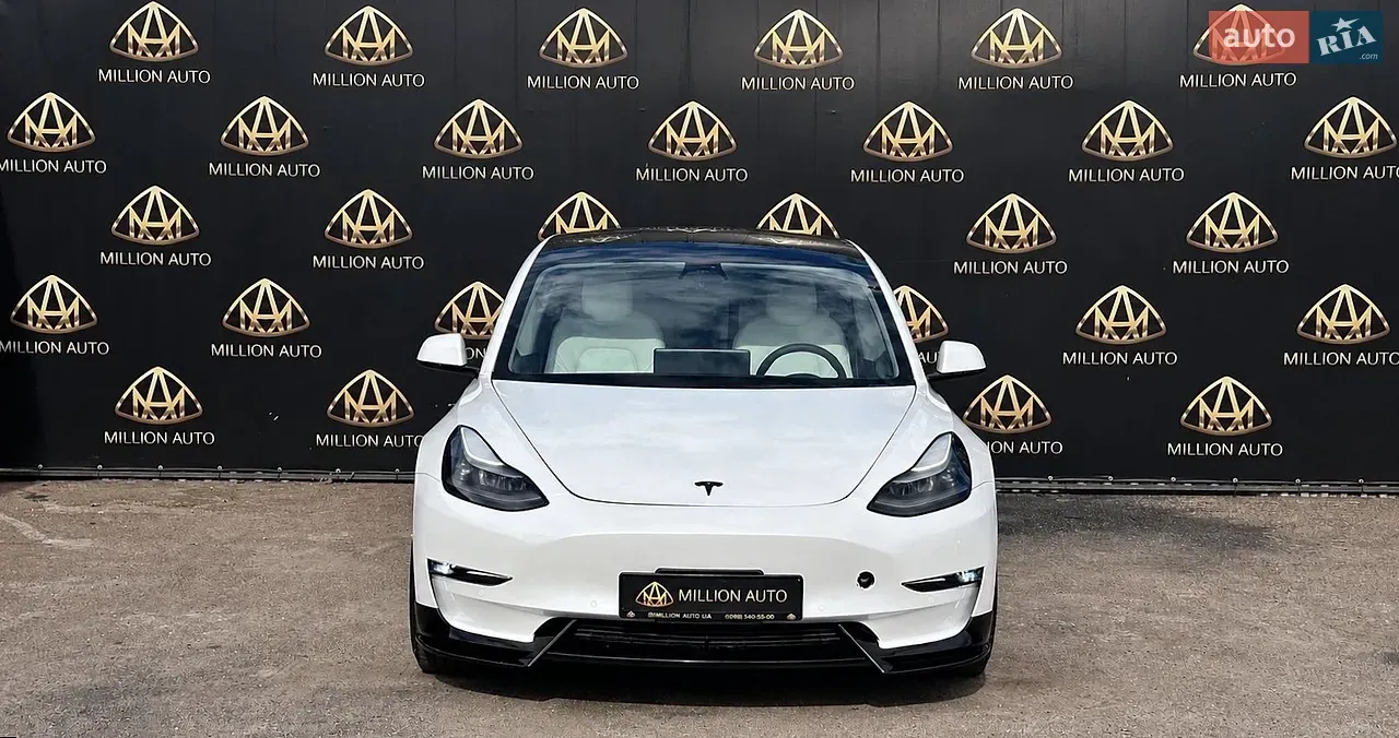 Tesla Model 3 2022 photo 2