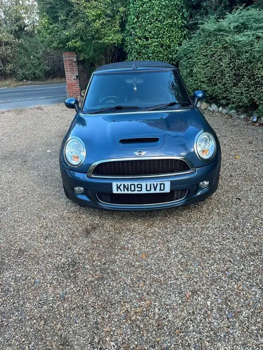 Mini Convertible 2009 photo 4