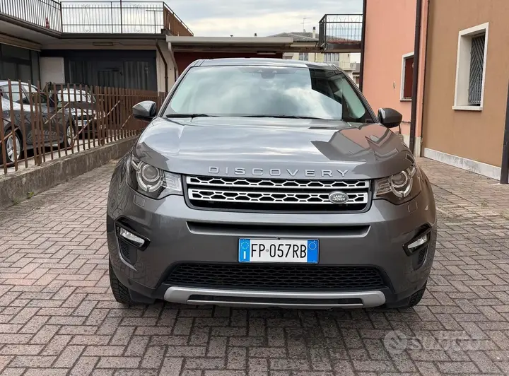 Land Rover Discovery Sport 2018 photo 5