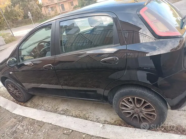 Fiat Punto Evo 2010 photo 4