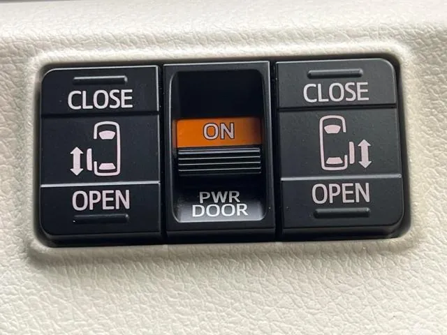 Toyota Sienna G 2015 photo 3