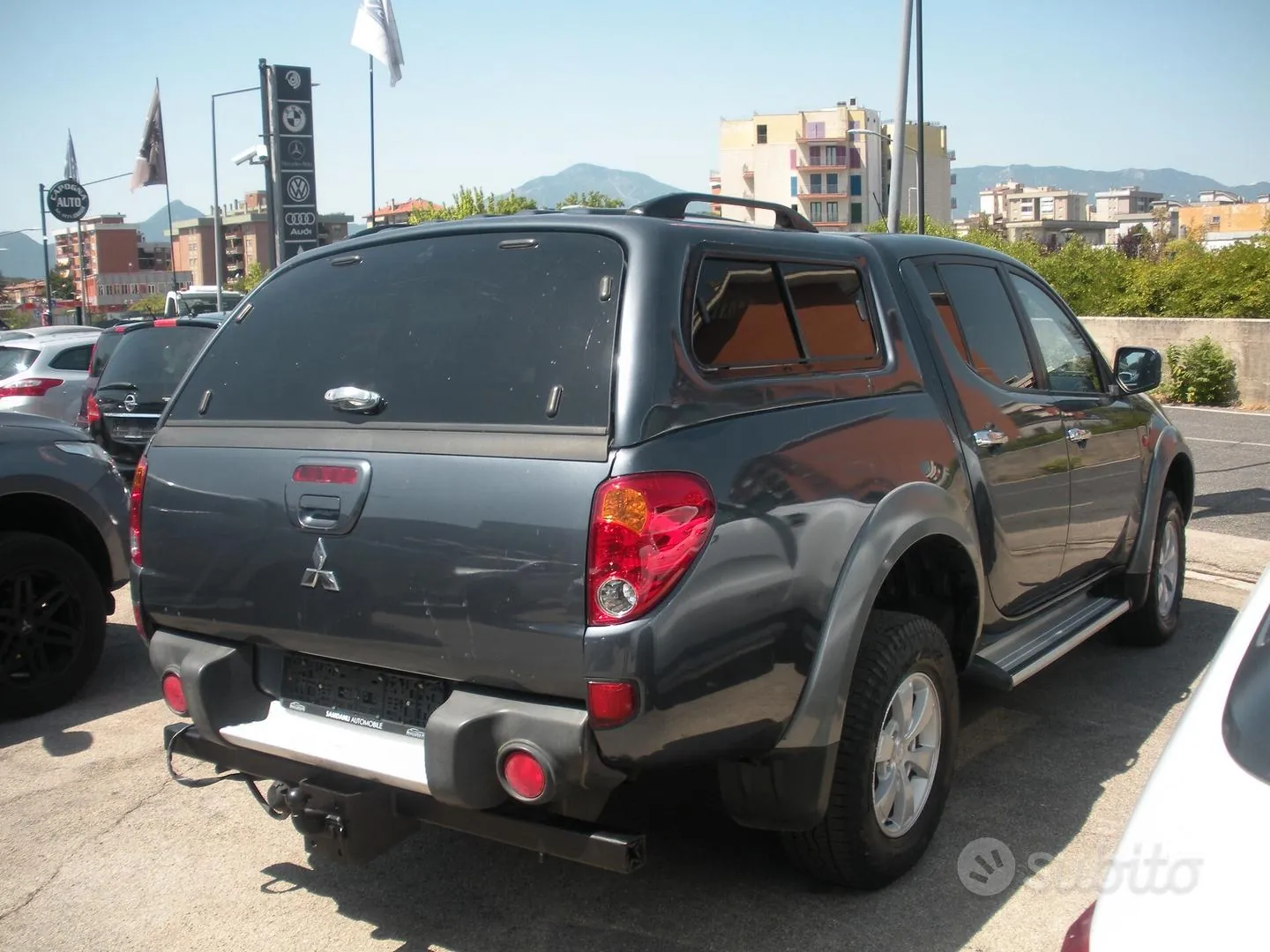 Mitsubishi L200 2011 photo 3