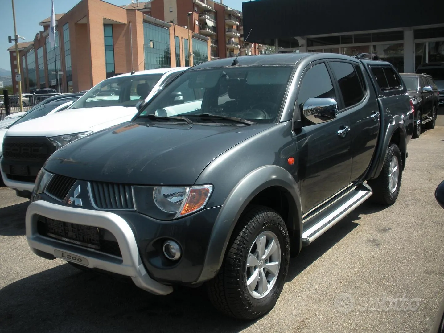Mitsubishi L200
