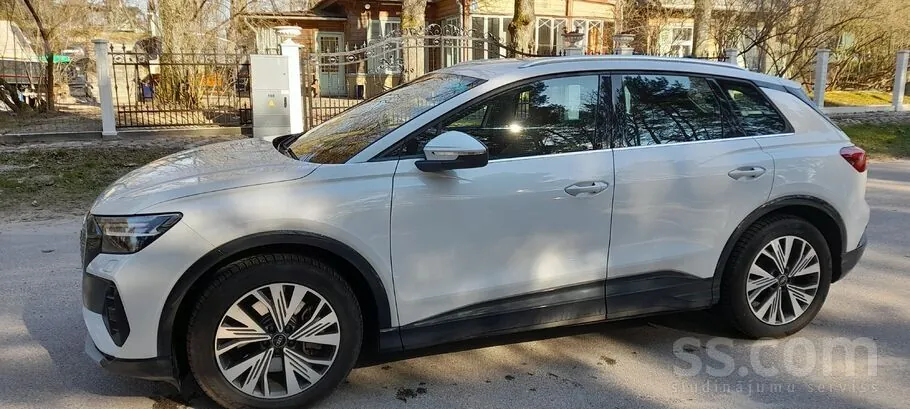 Audi Q4 E-Tron 2022 photo 3