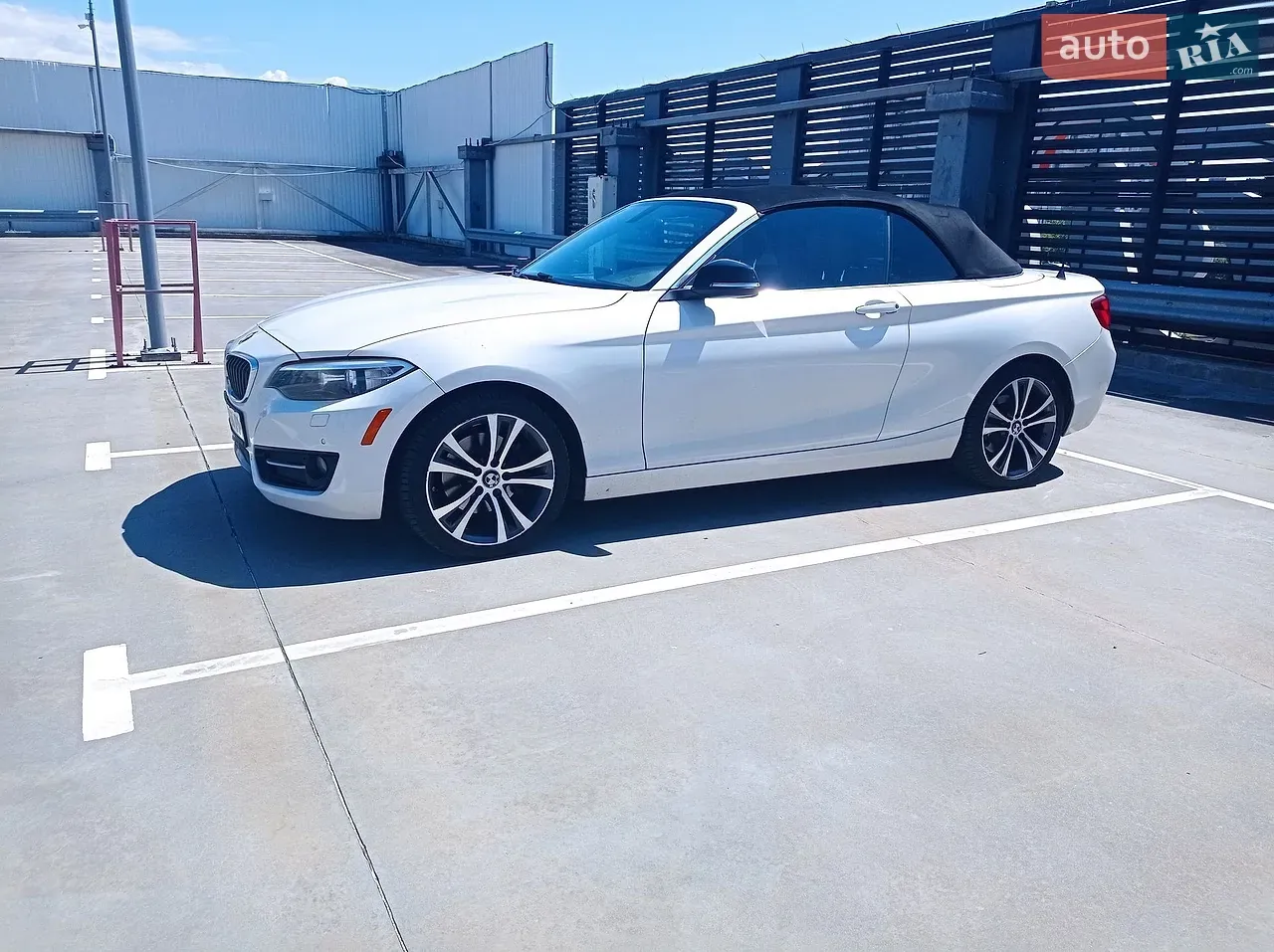 BMW 2 Series 2015 photo 2