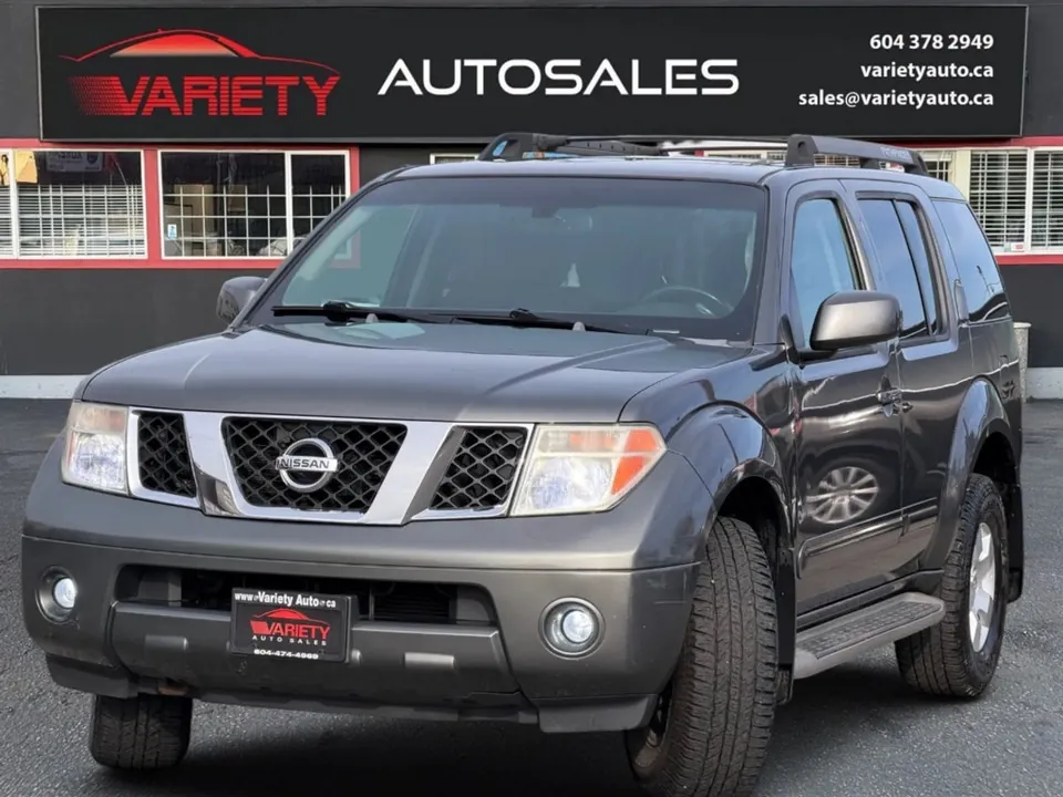 Nissan Pathfinder 2005 photo 2