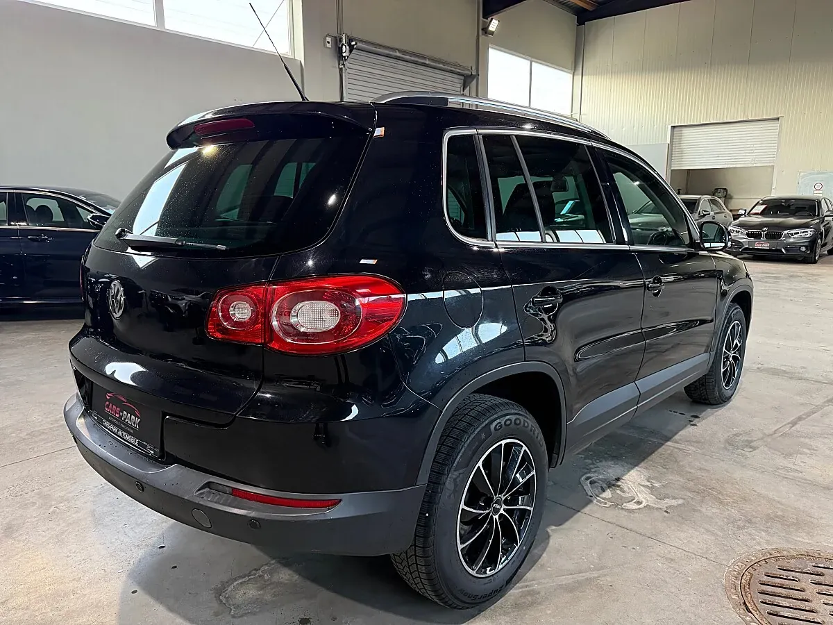 Volkswagen Tiguan 2010 photo 3