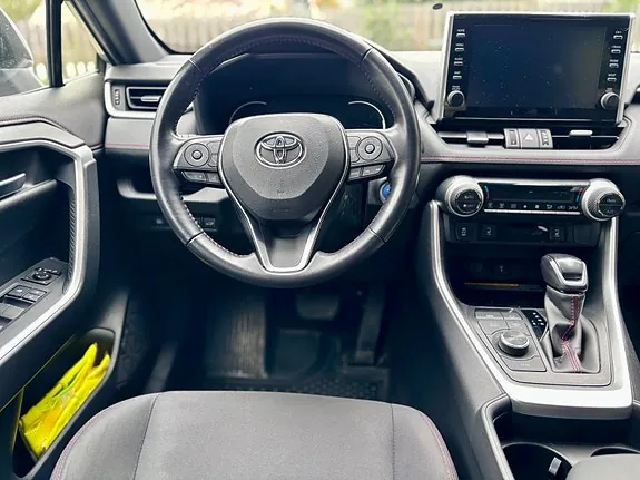 Toyota Rav4 2021 photo 3