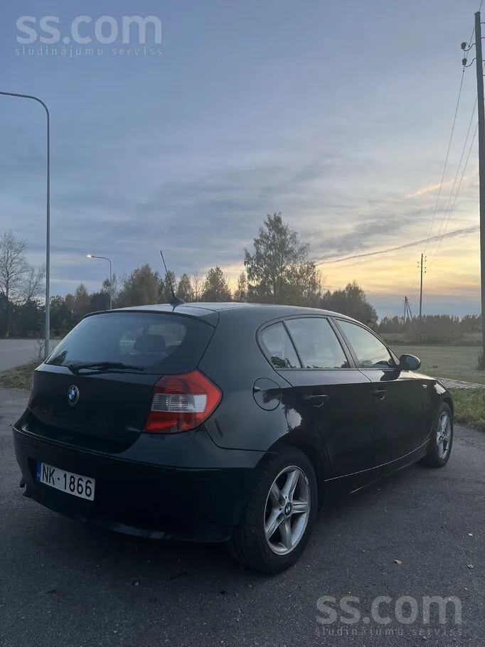 BMW 118D 2005 photo 3