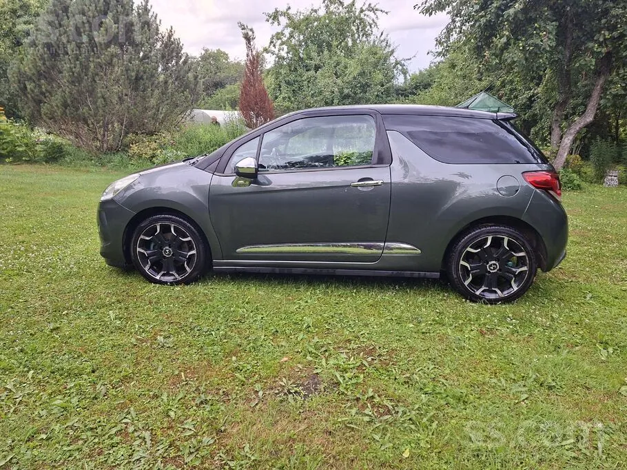 Citroen Ds 2010 photo 2