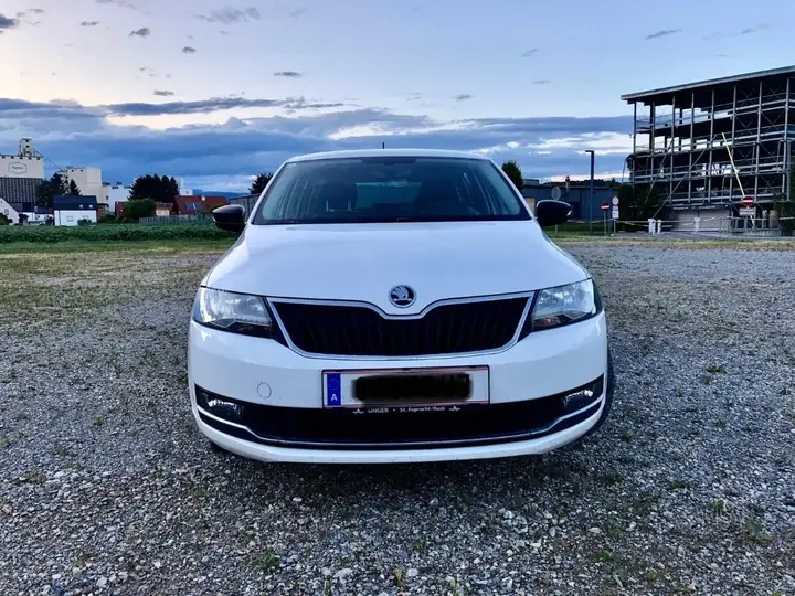 Skoda Rapid 2017 photo 3
