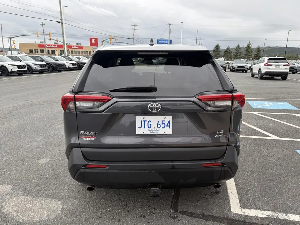 Toyota Rav4 2023 photo 4