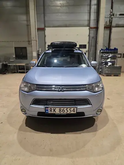 Mitsubishi Outlander 2014 photo 2