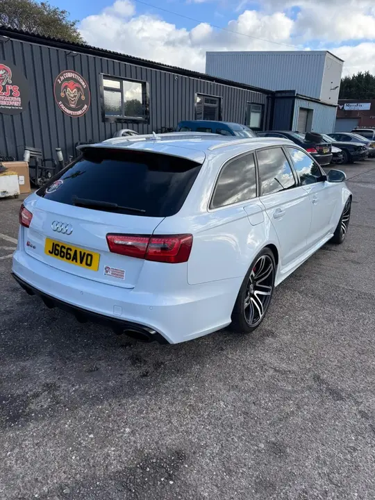 Audi Rs6 Avant 2013 photo 4