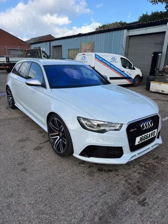 Audi Rs6 Avant 2013 photo 3