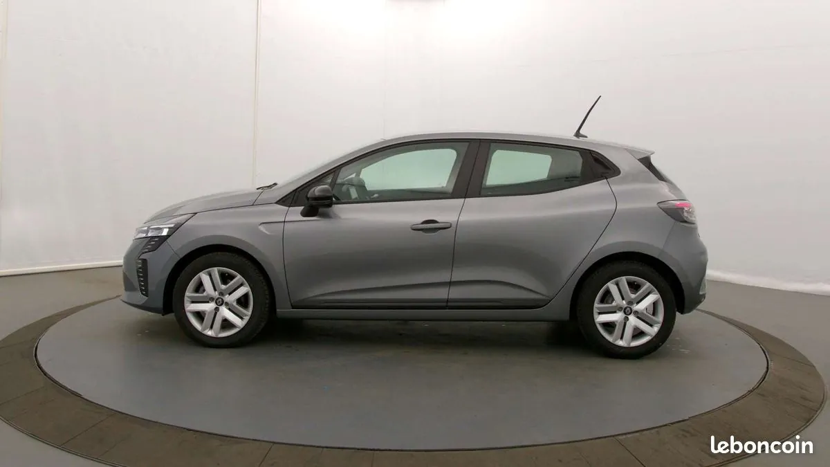 Renault Clio 2025 photo 4
