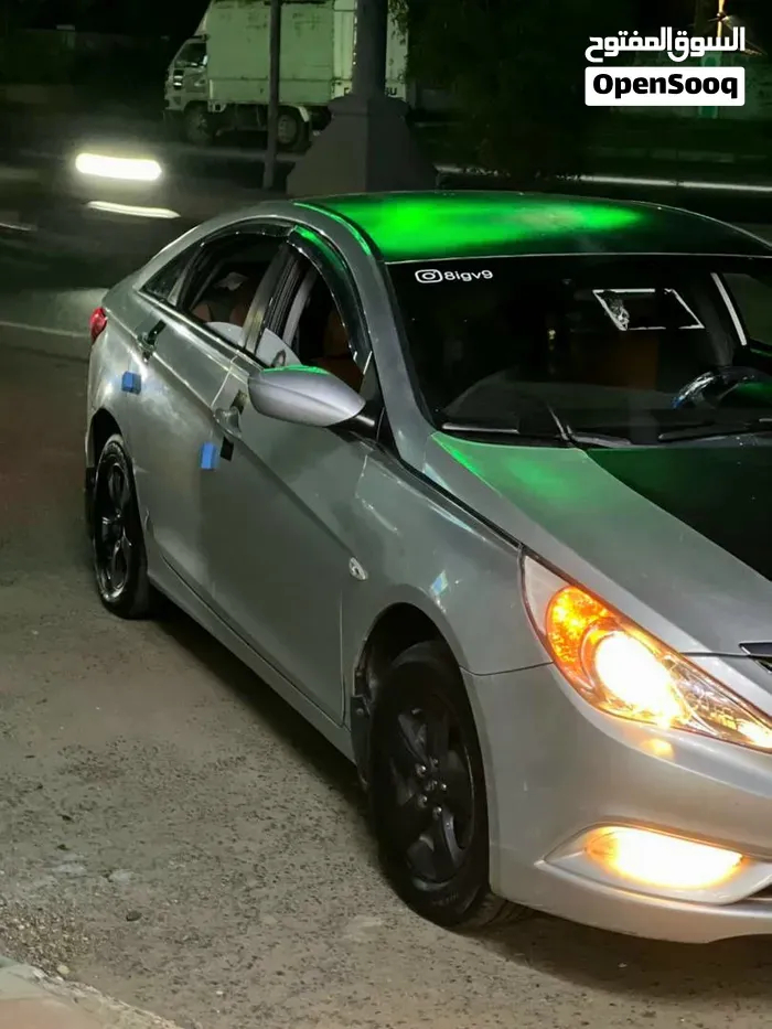 Hyundai Sonata 2011 photo 4