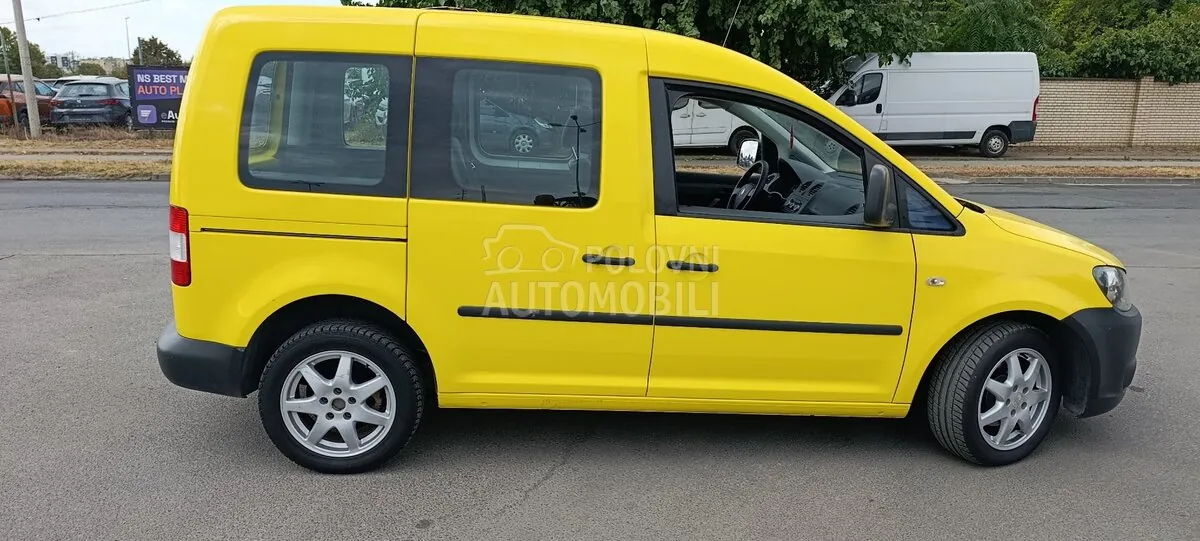 Volkswagen Caddy 2012 photo 2