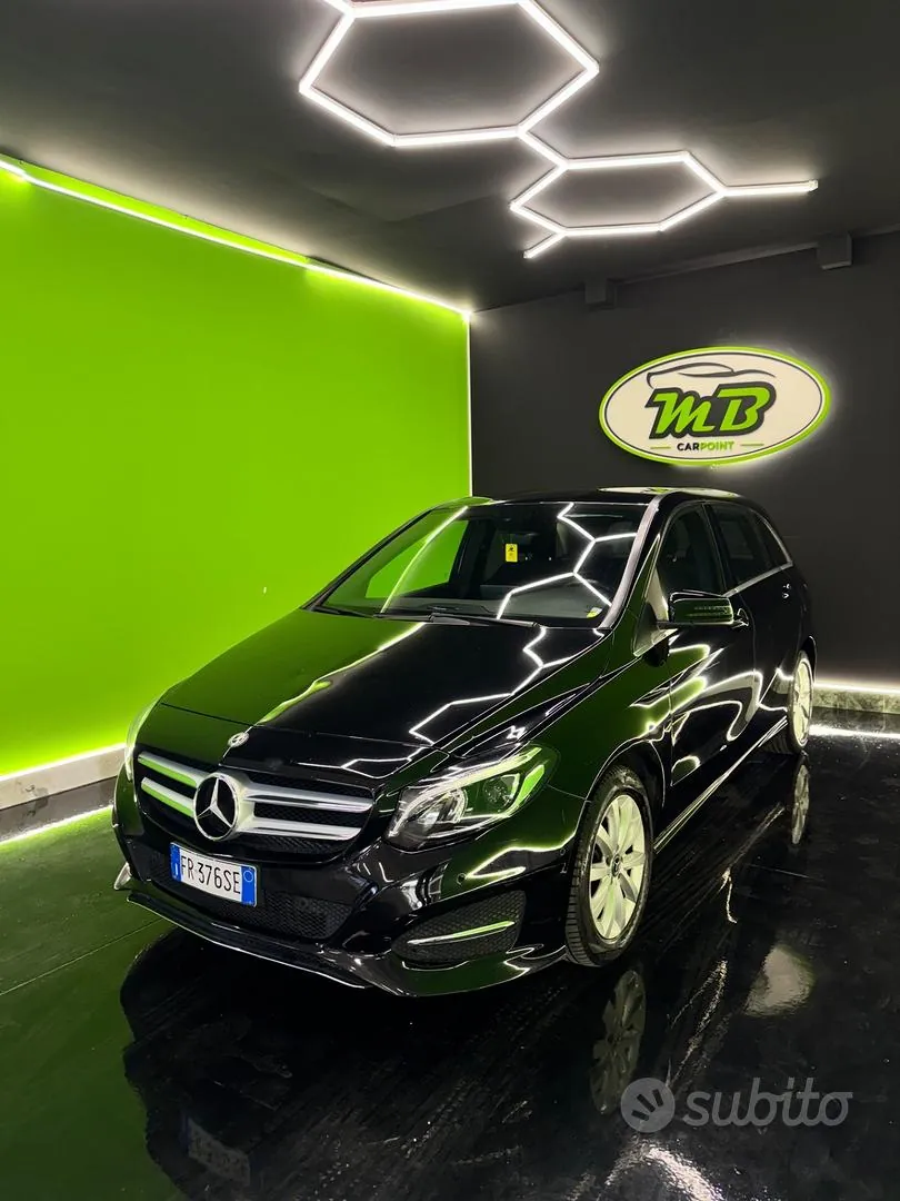 Mercedes-Benz B 180 2018 photo 3