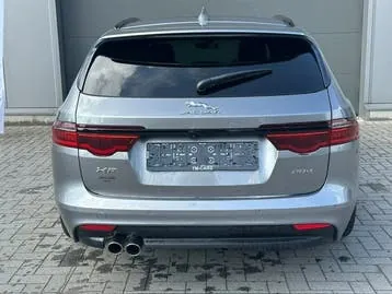 Jaguar Xf 2020 photo 3