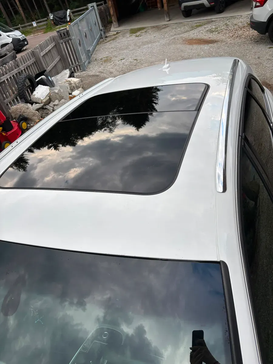Audi A4 2010 photo 2