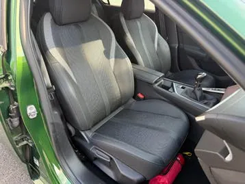 Peugeot 308 2023 photo 3