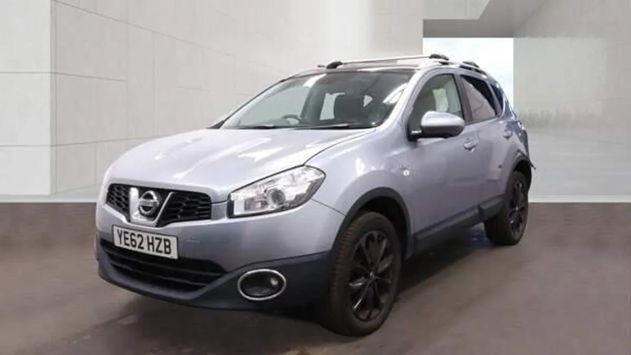 Nissan Qashqai 2012 photo 2