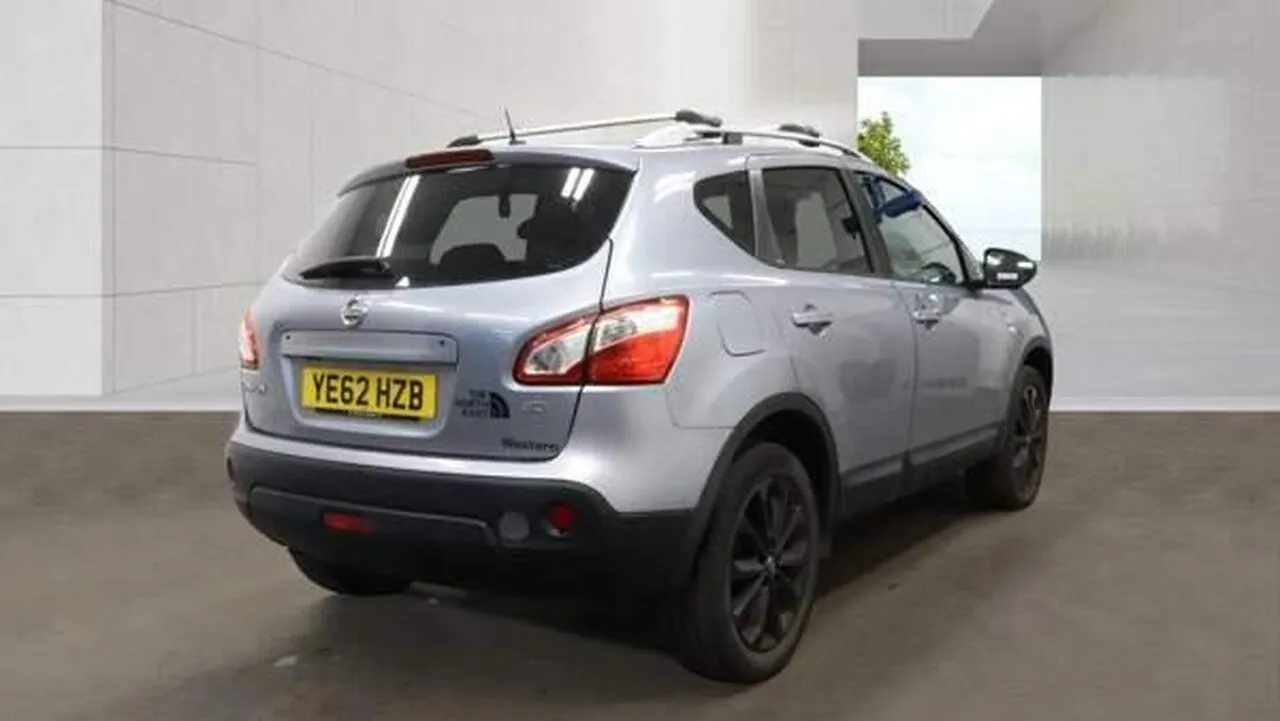 Nissan Qashqai 2012 photo 4