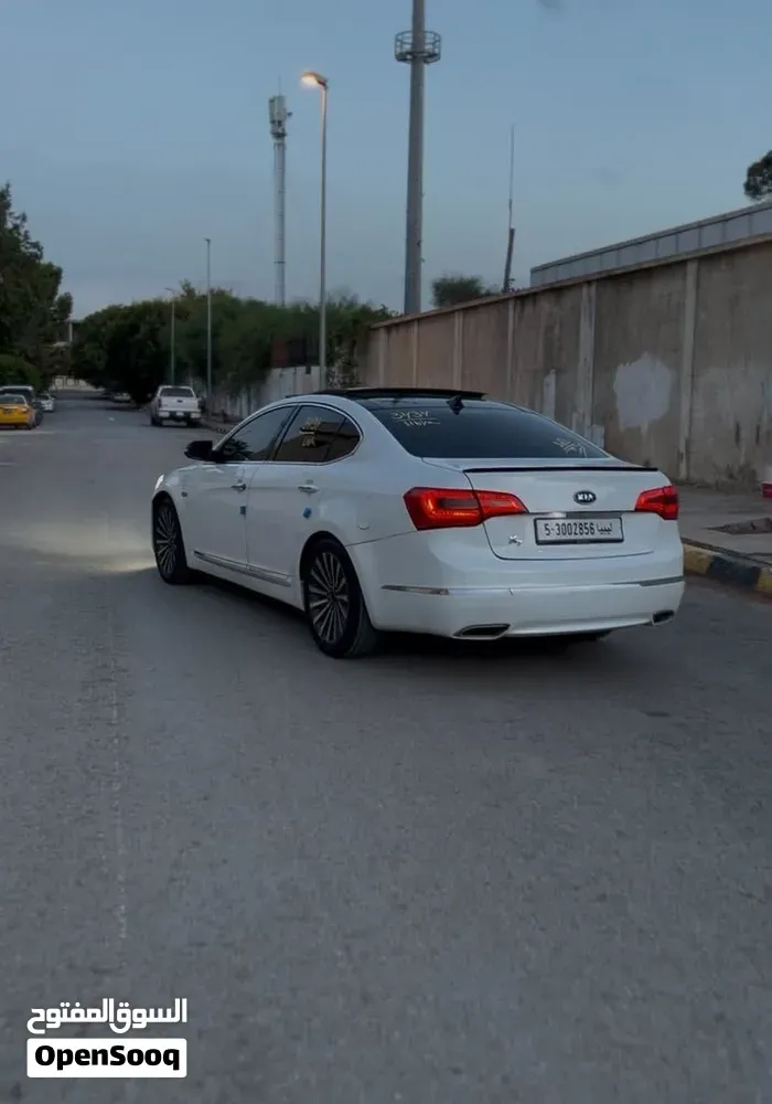Kia Cadenza 2012 photo 2